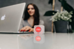 Luxafor Physical Pomodoro Timer 20 Luxafor Pomodoro Timer with USB cable