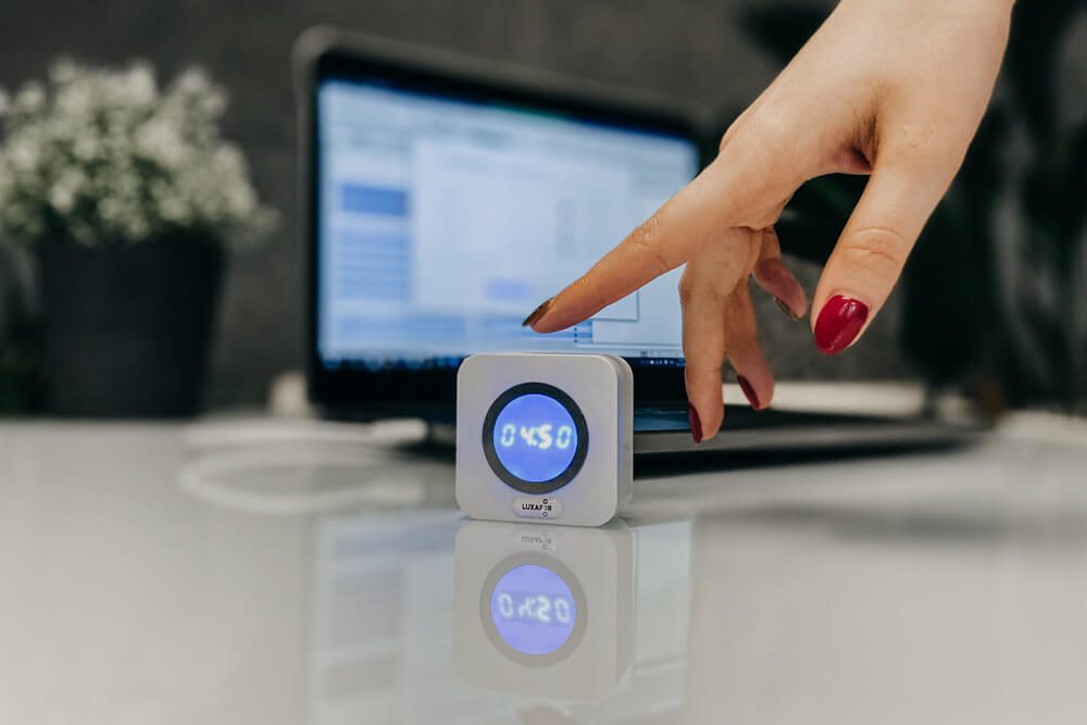 How the Pomodoro Timer technique boosts your productivity 3 Luxafor Pomodoro physical timer allows you to customize your work-break timings to suit your needs. You can set your own intervals or use preset time intervals.