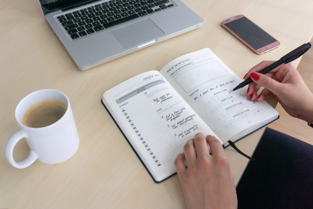 7 Budget-friendly Productivity Planners Under $30 (2020) 8 OH7 1
