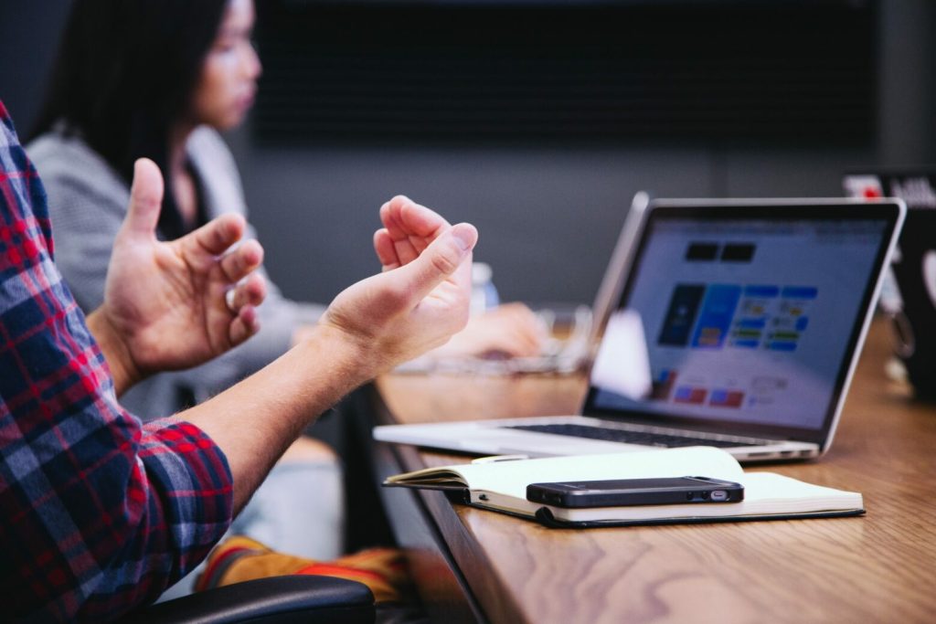 5 Proven Ways to Improve Productivity in an Organization 5 Recognize and Reward Your Employees - Luxafor