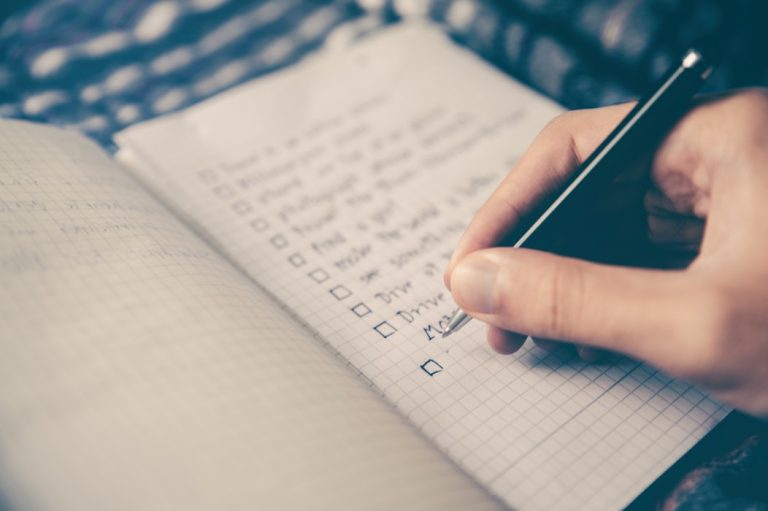 7 Critical Mistakes That Cause You To Lose Time Every Day (and How To Fix Them) 4 To do list2