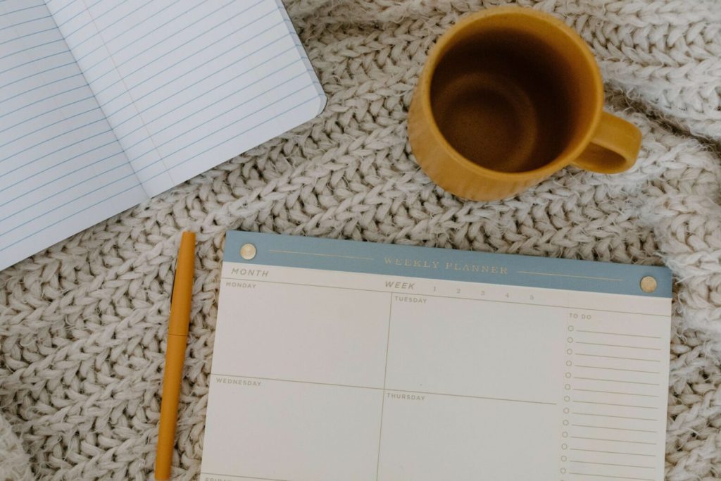 7 effective productivity to-do list techniques 3 Planning to do list 2 - Luxafor