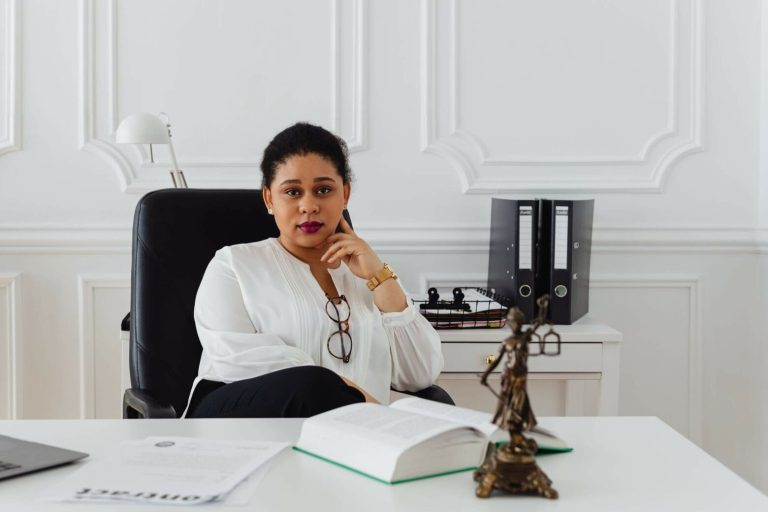 5 Reasons Why Delegation is Important for Business Leaders 2 Woman sitting Luxafor