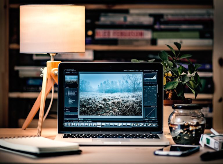 9 Ways to Organize Your Office Desk for Productivity 2 radek grzybowski eBRTYyjwpRY unsplash scaled 1