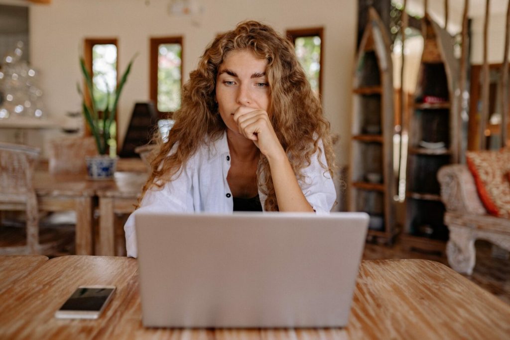 How To Do Deep Work Sessions Effectively? 2 Tips and tricks for deep work Luxafor