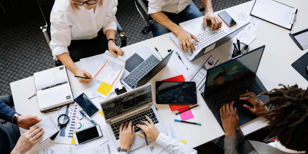 8 Productivity Secrets of Successful Entrepreneurs 2 Office technology min