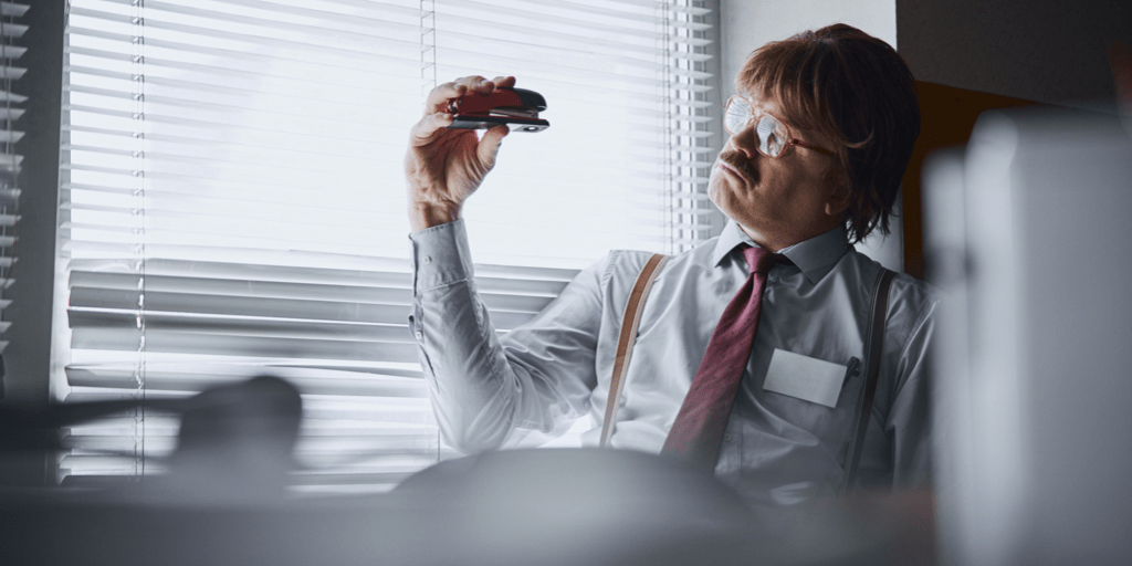 Top 7 Things That Stop Us From Being Productive 3 Office distraction