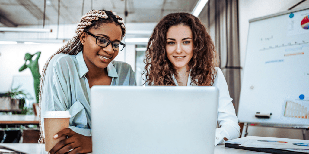 Manage Your Team Effectively While Working Remotely 4 Employees pc