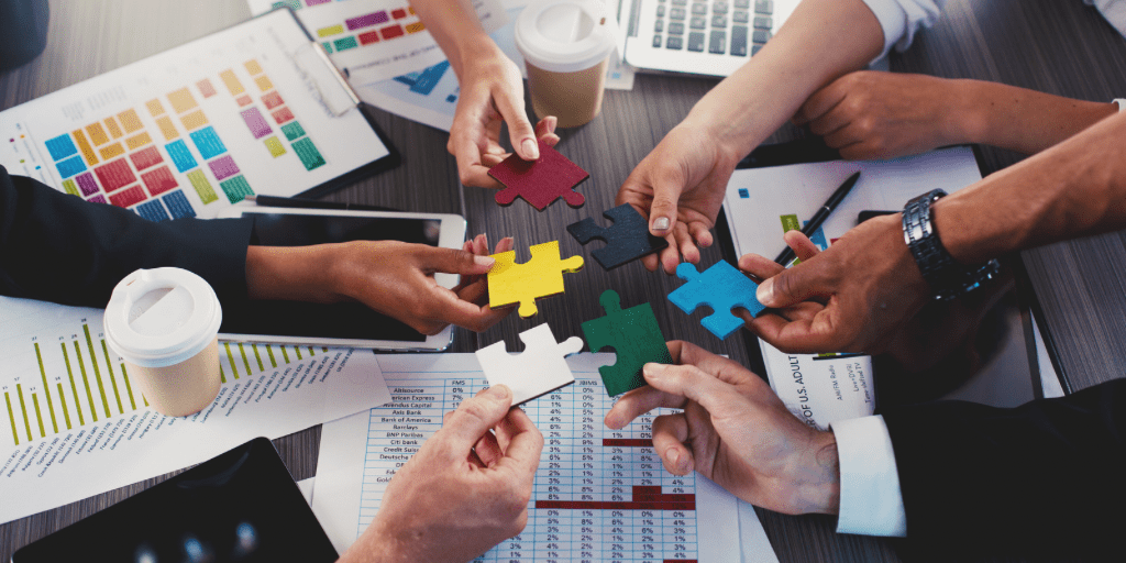 Effective Solutions for Creating a Result-Oriented Team-Work 4 Effective Solutions for Creating a Result-Oriented Team-Work puzle