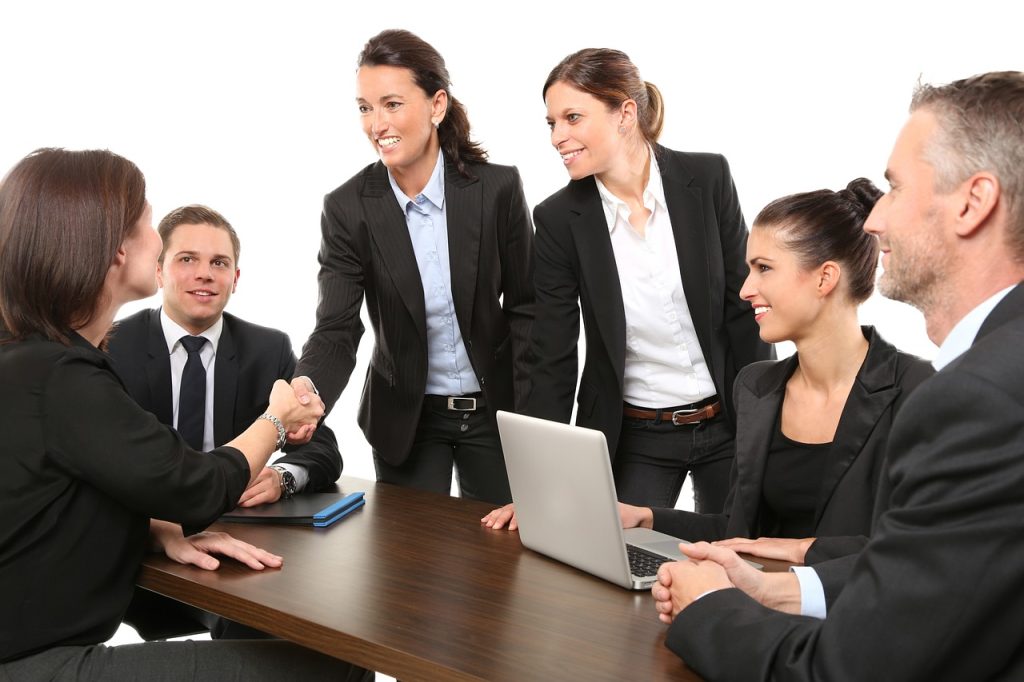 Maximize Productivity: When to Delegate vs. Outsource for Optimal Focus 3 partners